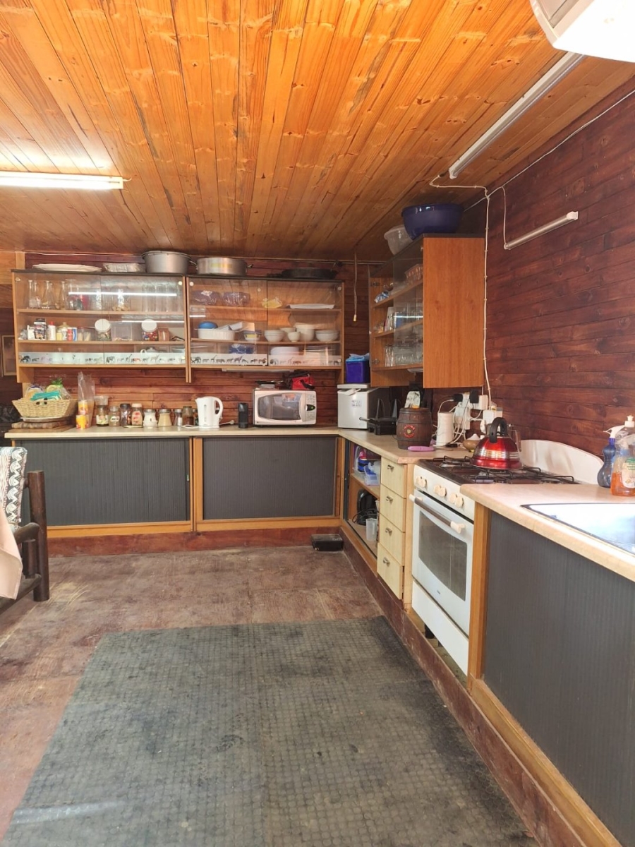 6 Bedroom Property for Sale in Zoutpansdrift North West